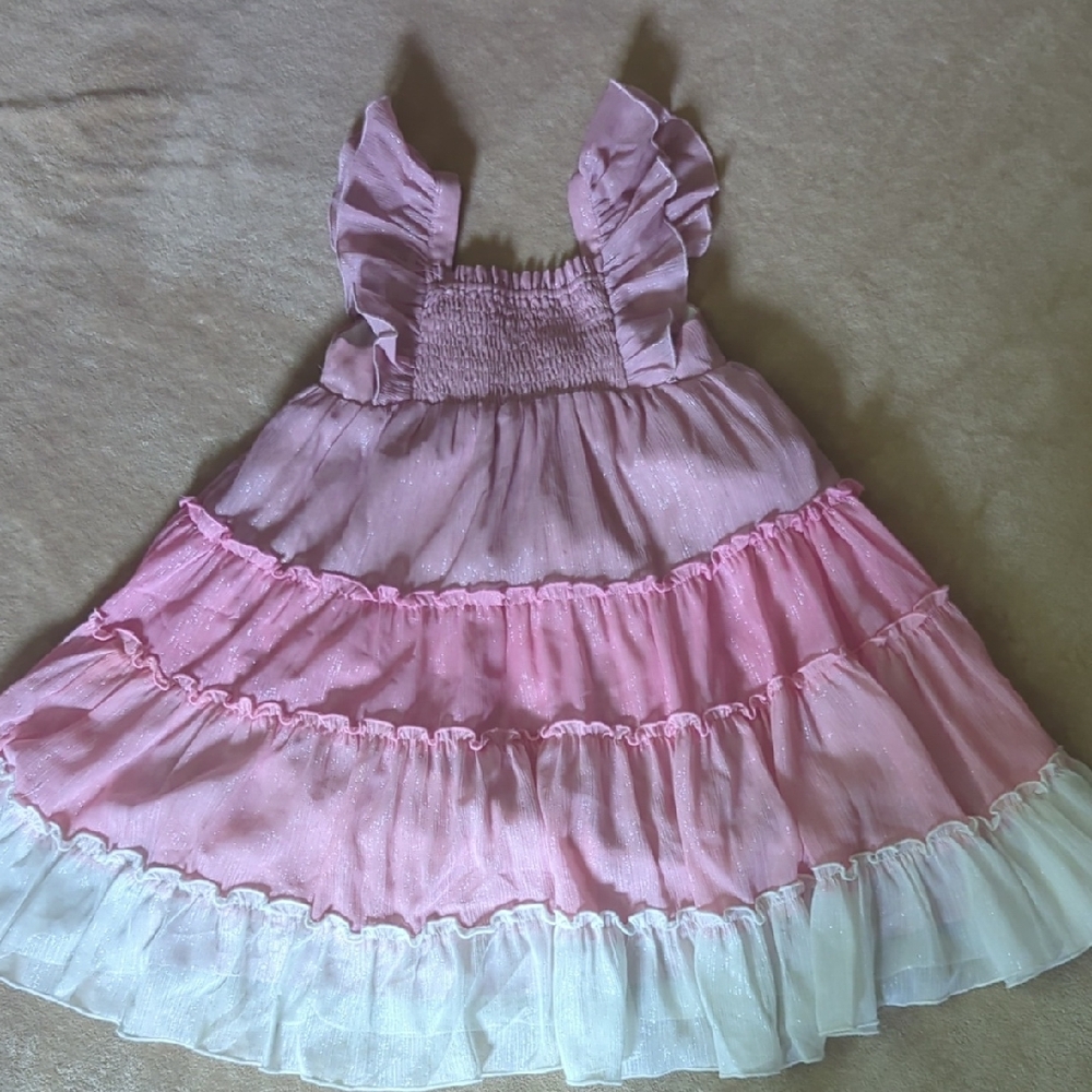 🩷Pink and White Ruffled Dress